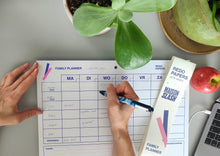 Afbeelding in Gallery-weergave laden, Family Planner Maison Slash X Redopapers // LAATSTE STUKS!